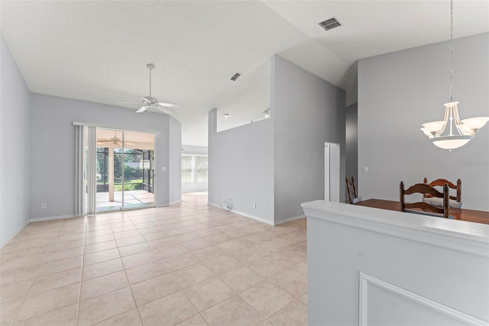 25316 CRESTWATER DR, LEESBURG, FL, 34748