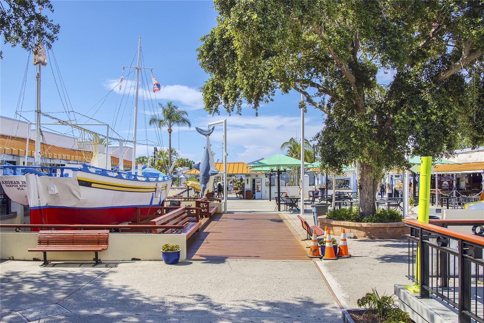 TB8381256 Property Photo