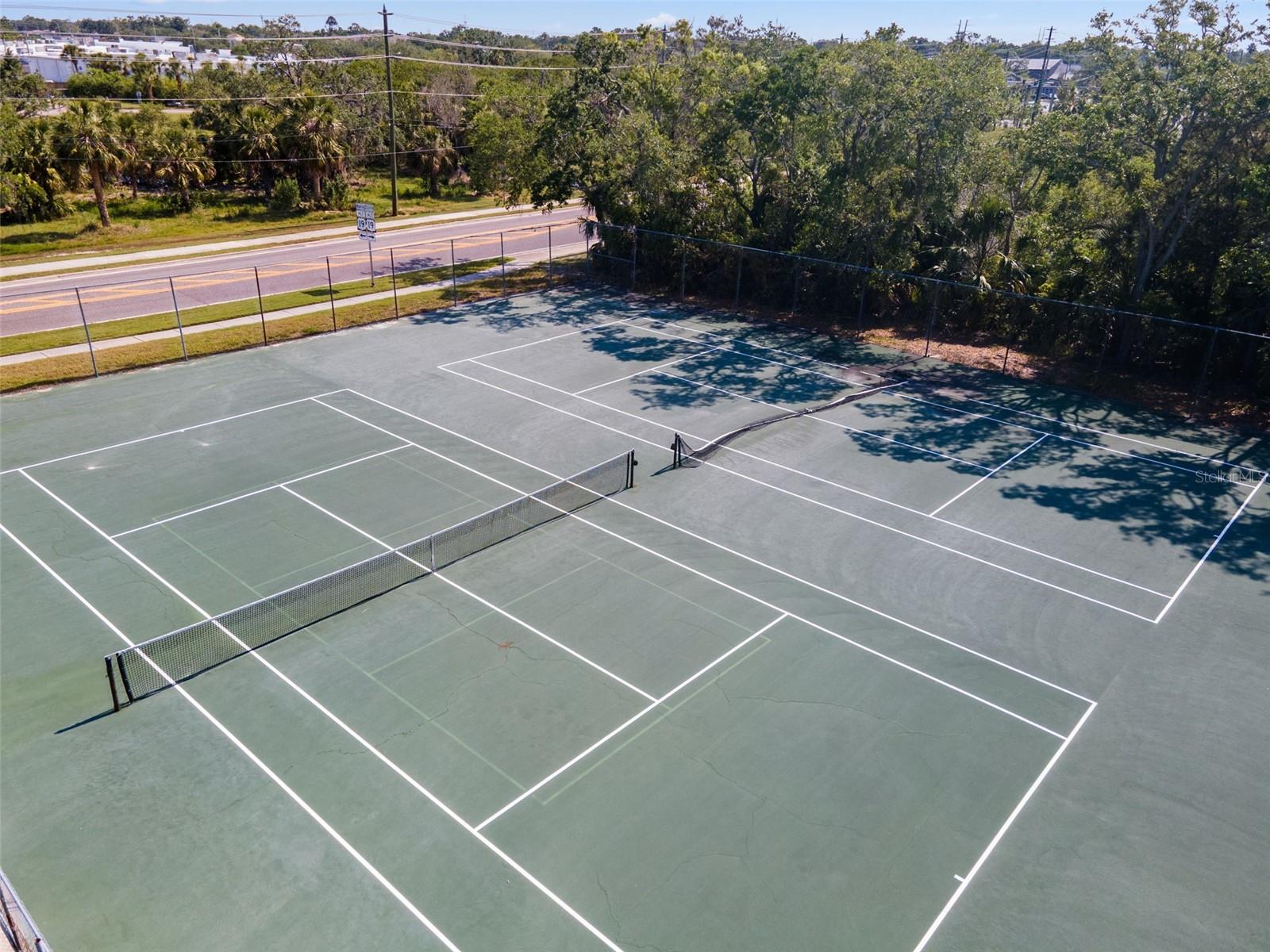 TB8381256 Property Photo