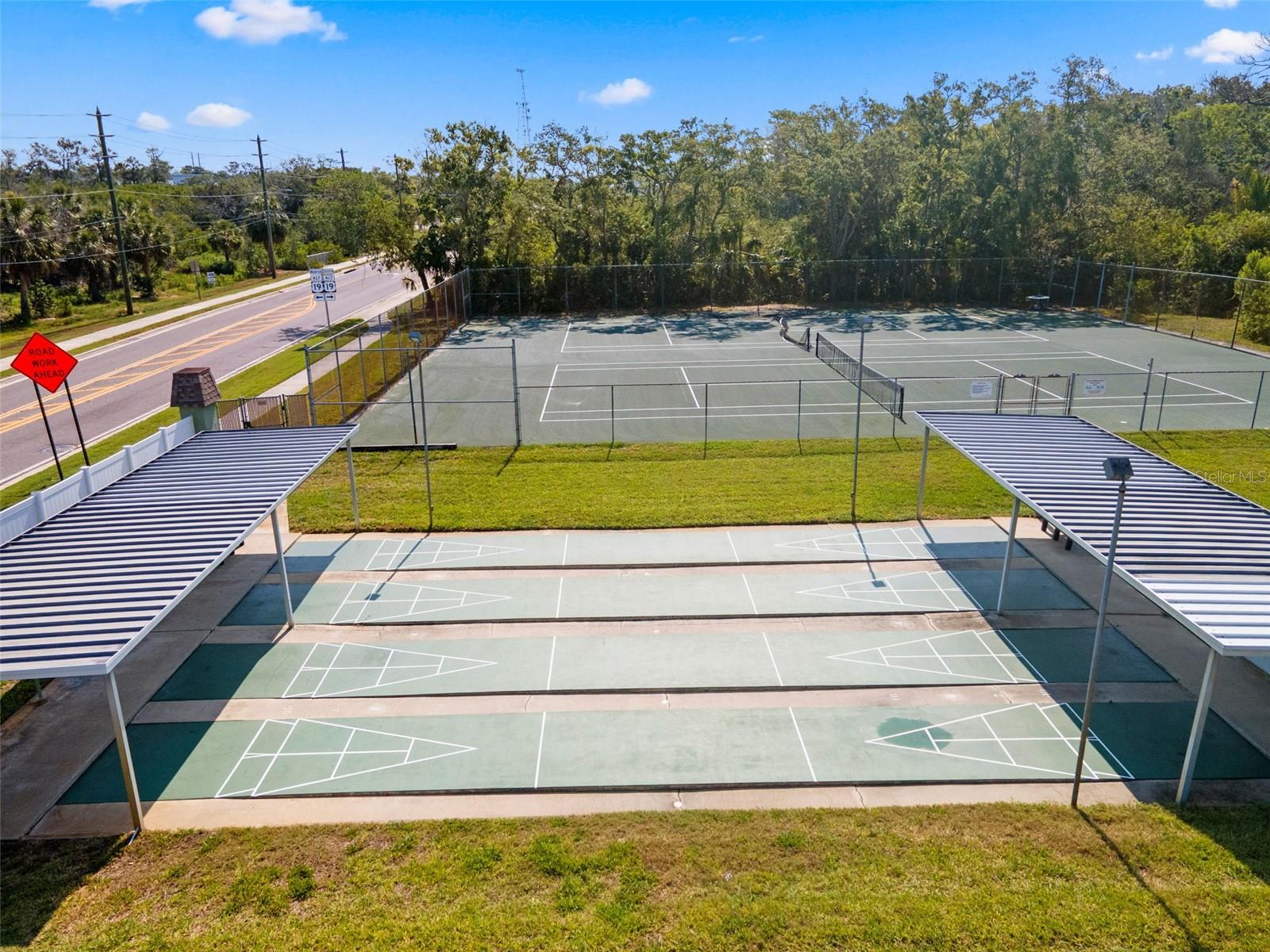 TB8381256 Property Photo