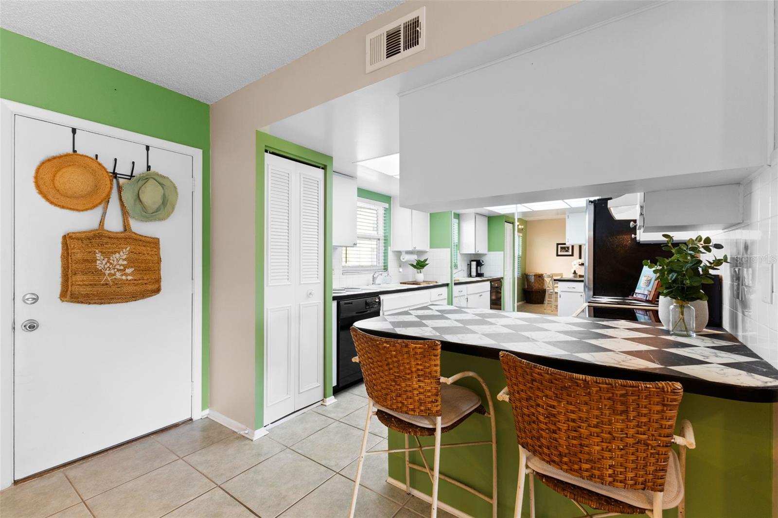 TB8381256 Property Photo