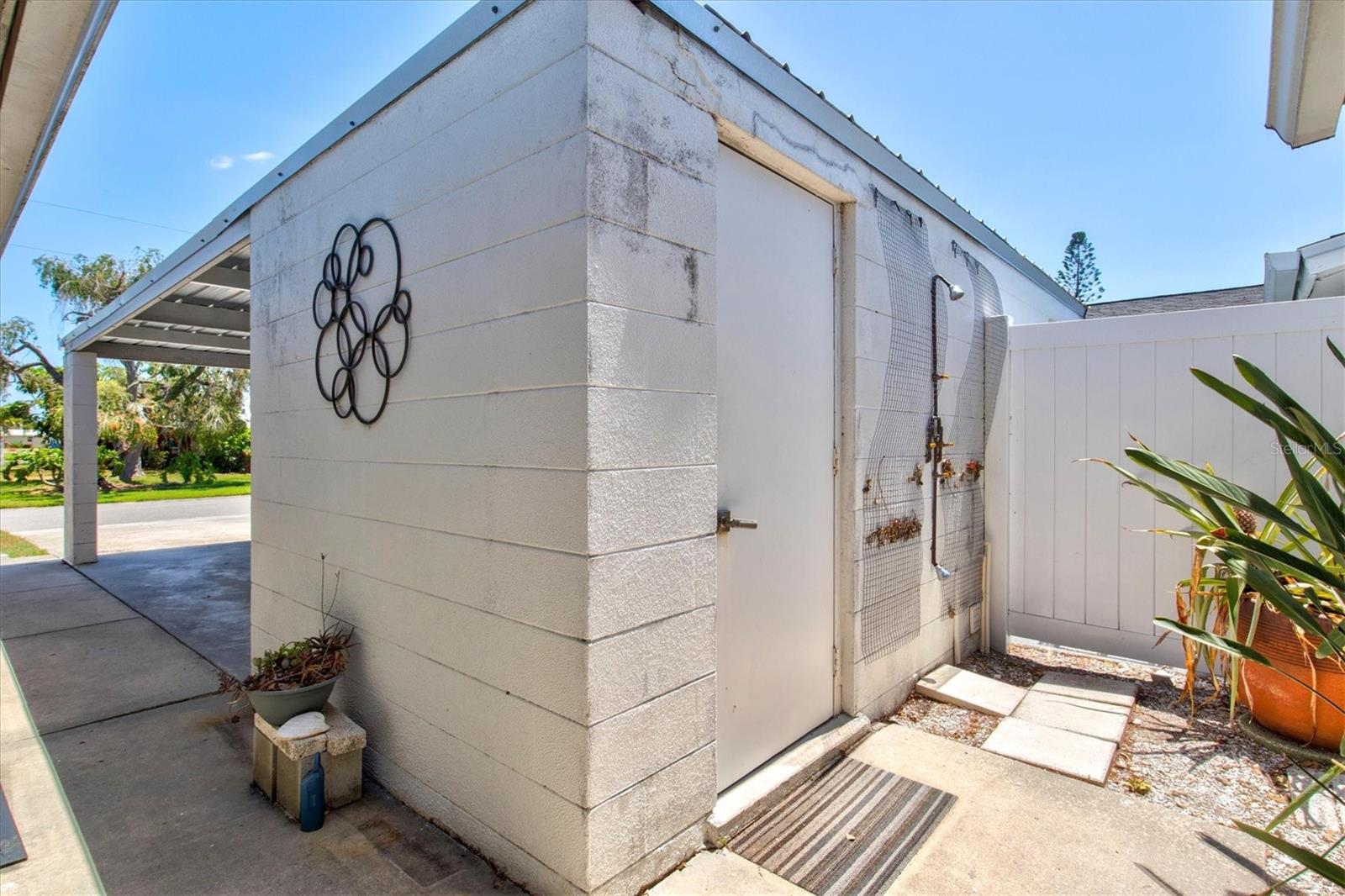A4651157 Property Photo
