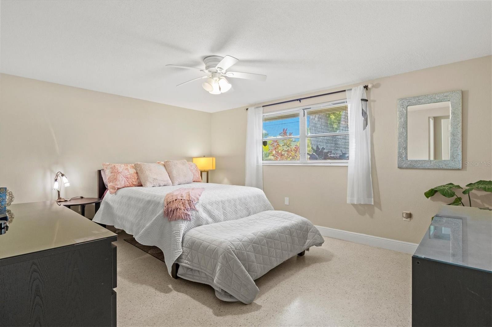 A4651157 Property Photo