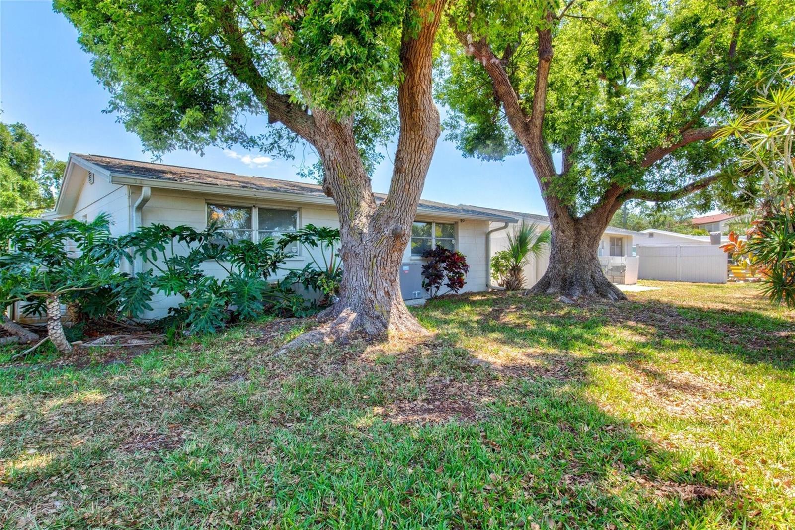 A4651157 Property Photo