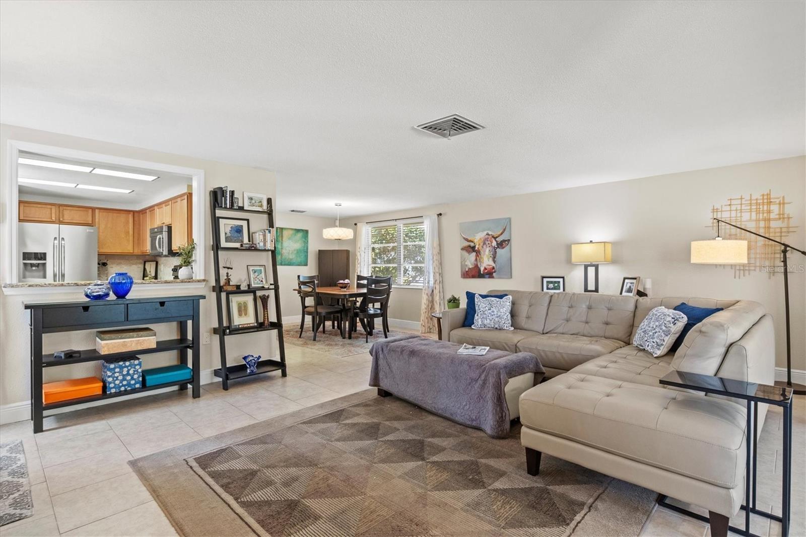 A4651157 Property Photo