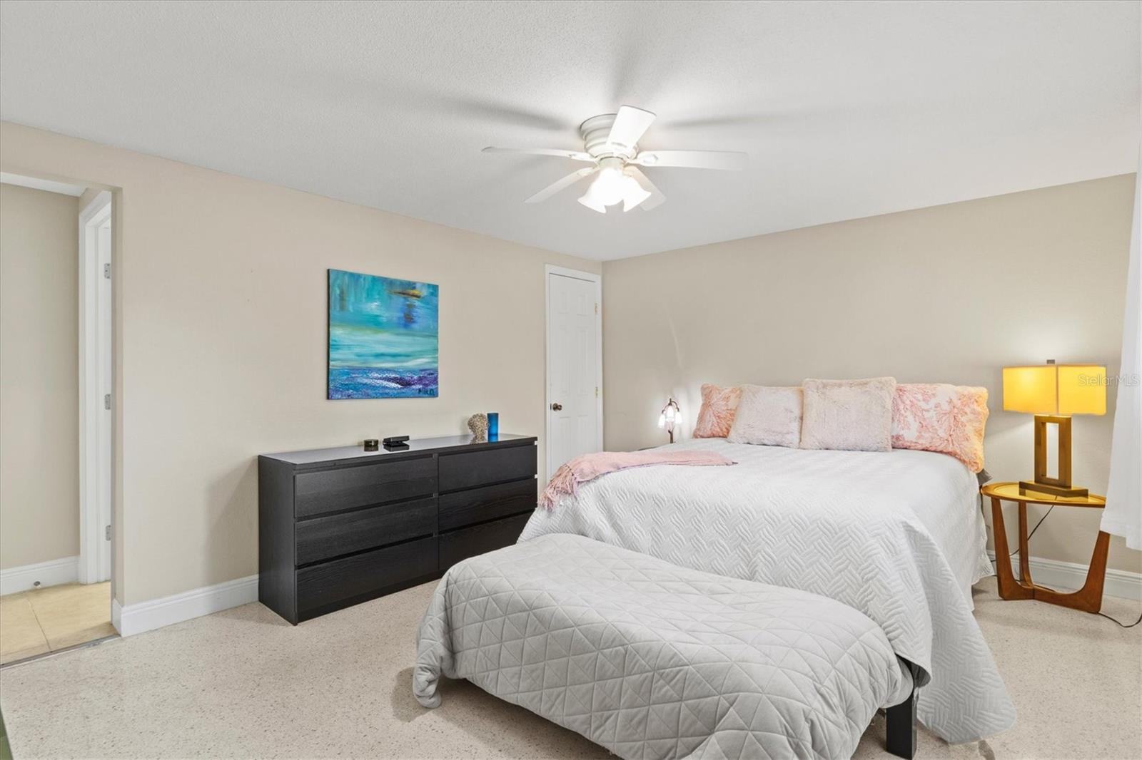 A4651157 Property Photo