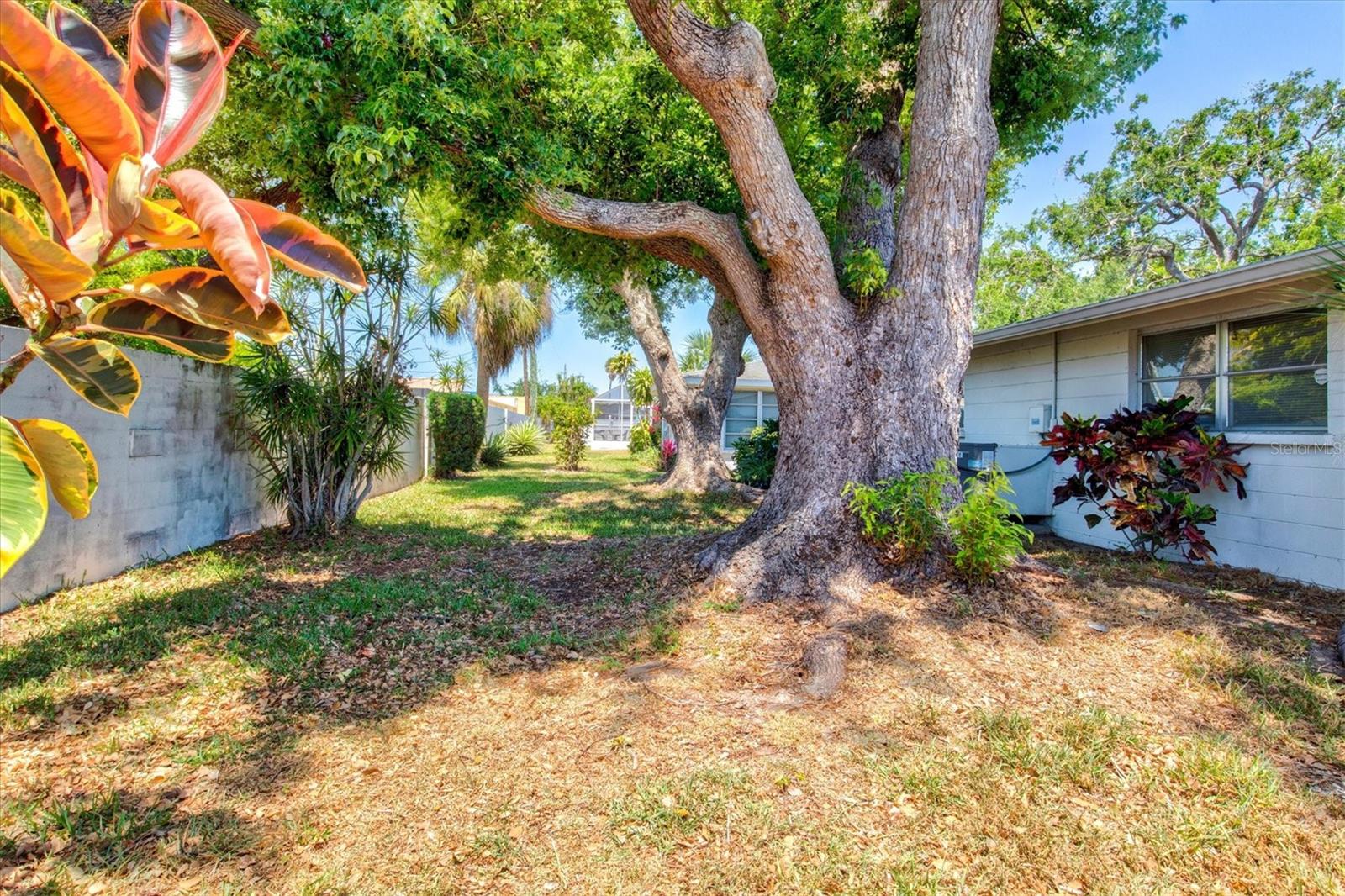 A4651157 Property Photo