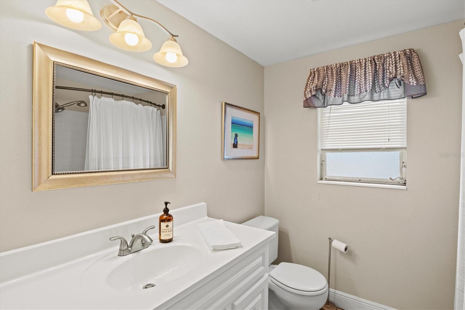 A4651157 Property Photo