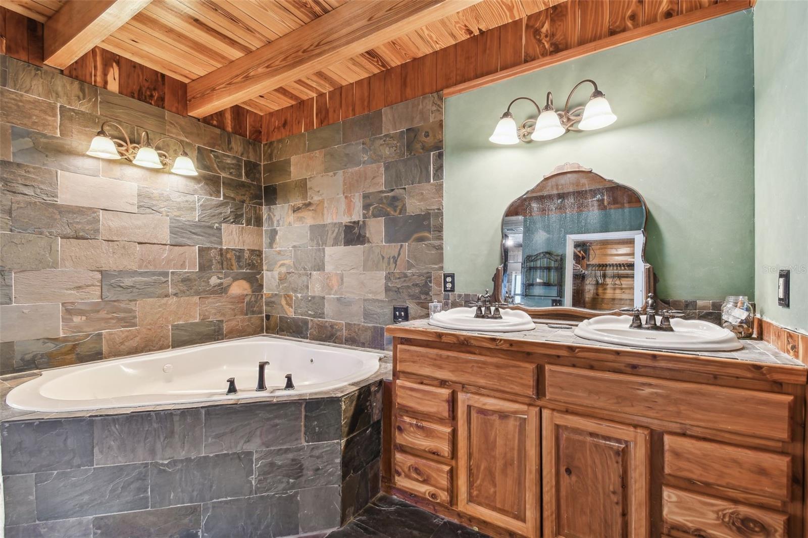 19708 BOWER RD, DADE CITY, FL, 33523