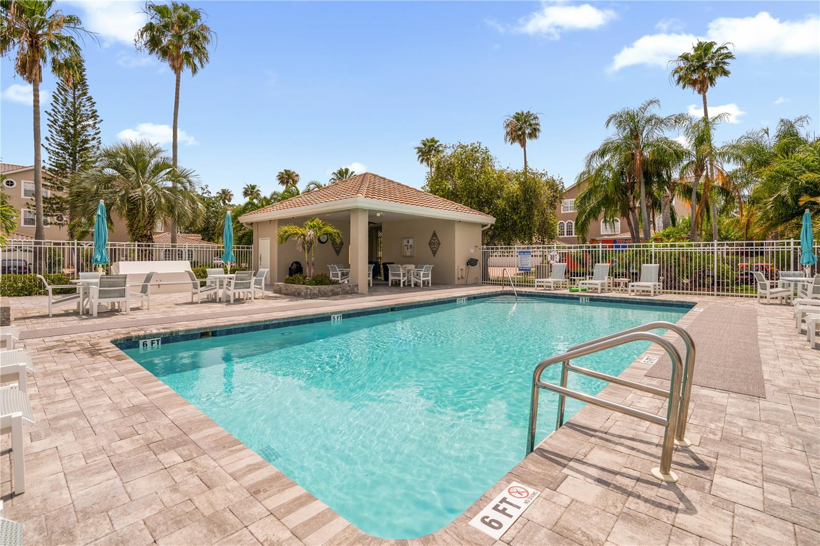 1750 ARABIAN LN, PALM HARBOR, FL, 34685