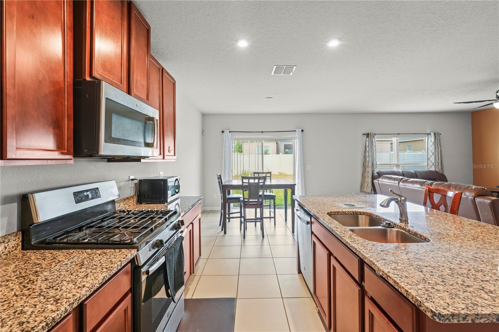 714 GOLDEN ELM DR, APOPKA, FL, 32703