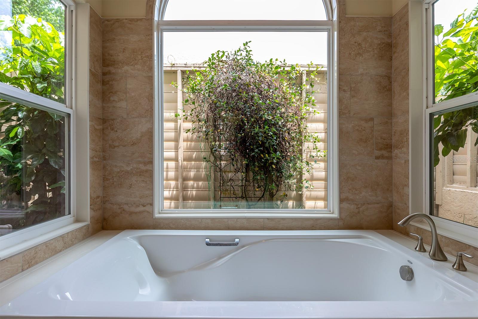 812 SILVERWOOD DR, LAKE MARY, FL, 32746