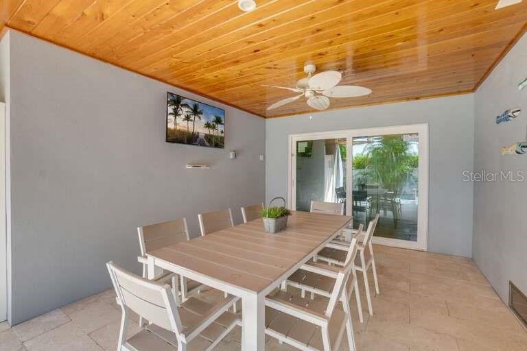 A4651200 Property Photo