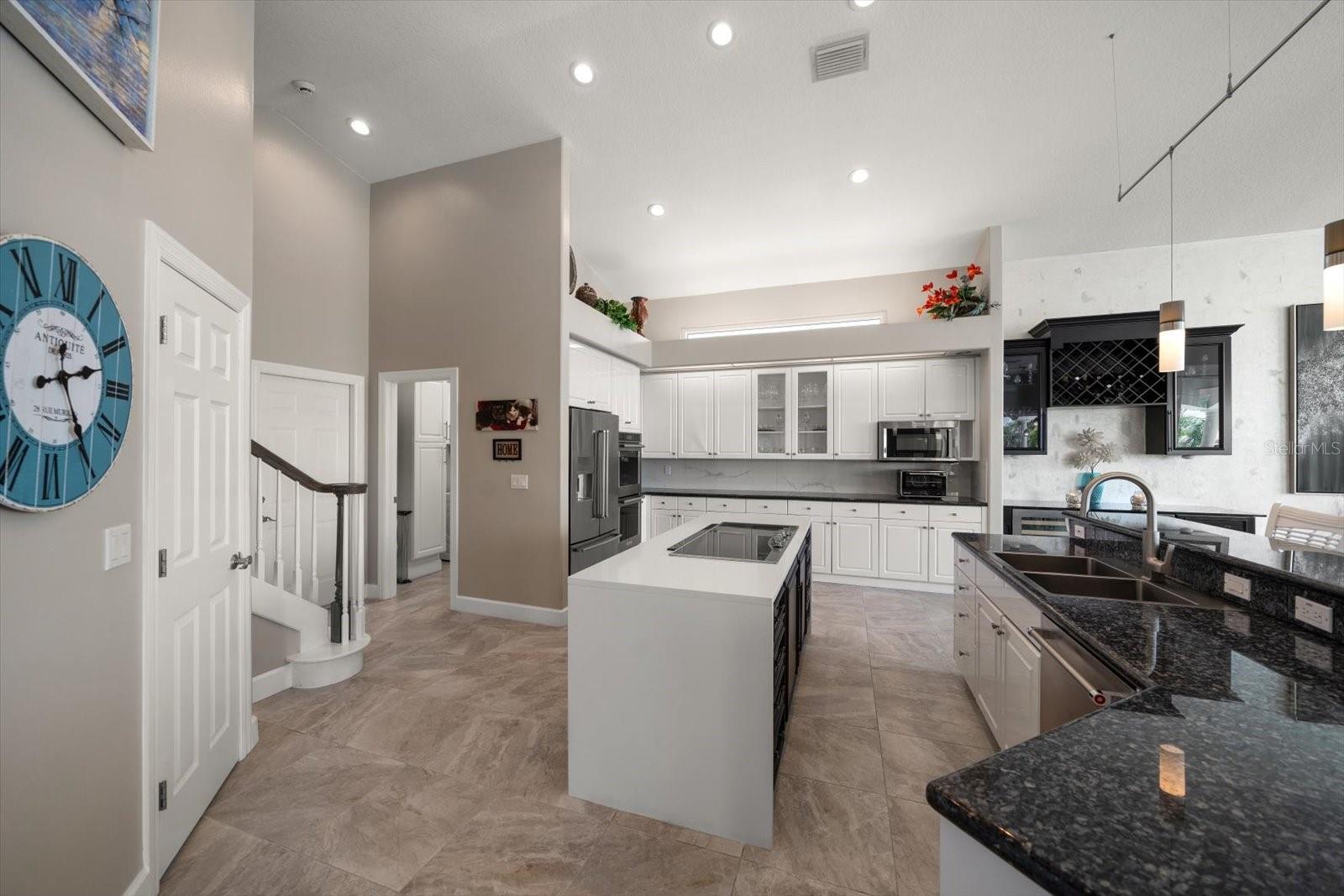 TB8381417 Property Photo