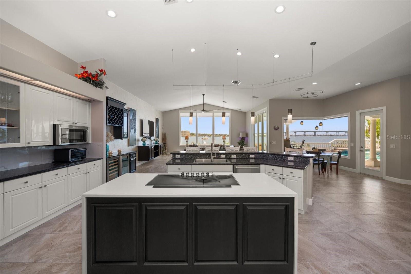 TB8381417 Property Photo