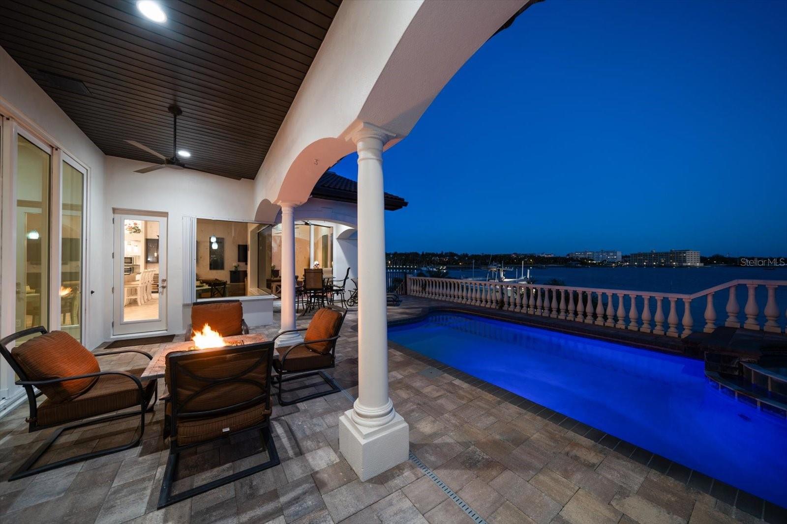 TB8381417 Property Photo