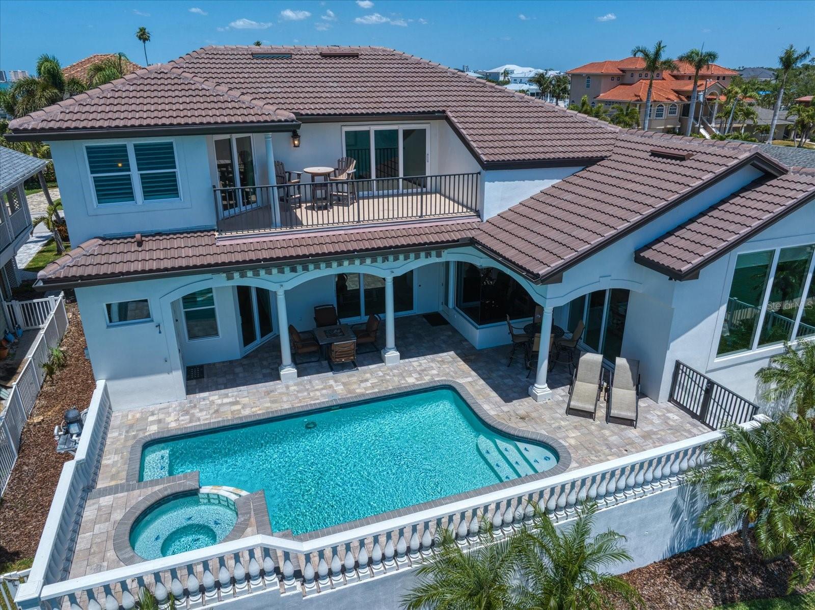 TB8381417 Property Photo