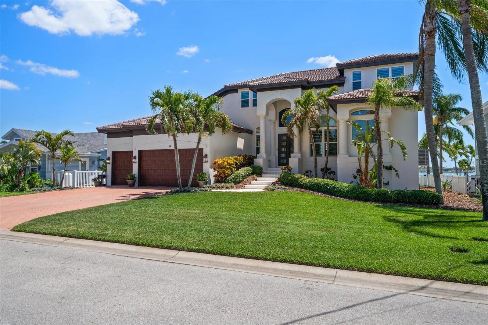 TB8381417 Property Photo