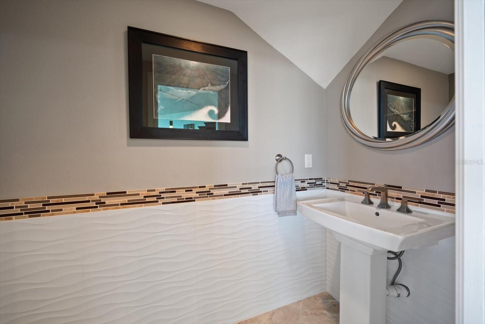 TB8381417 Property Photo