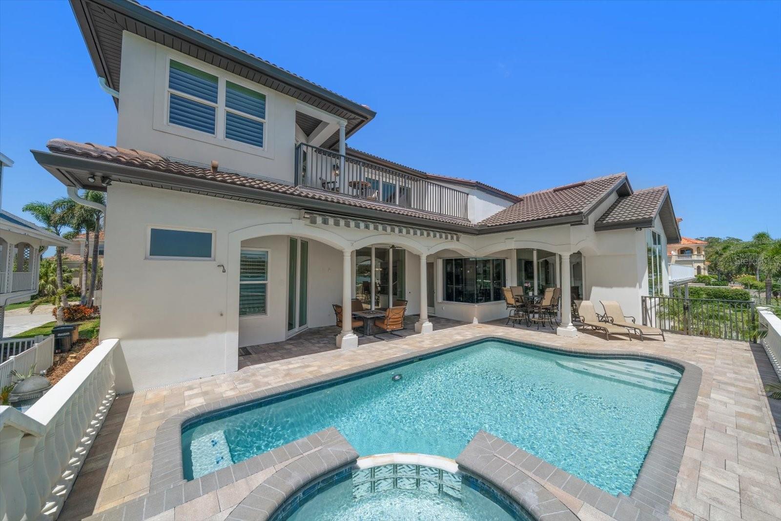 TB8381417 Property Photo