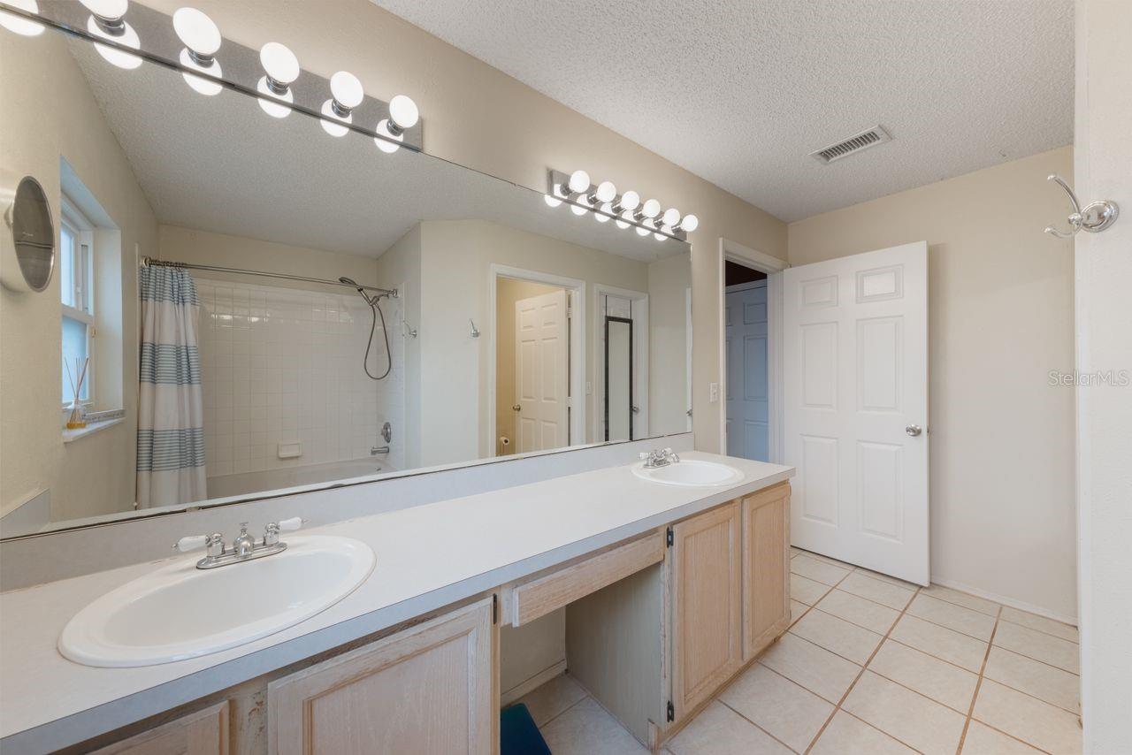 1010 SUGARBERRY TRL, OVIEDO, FL, 32765