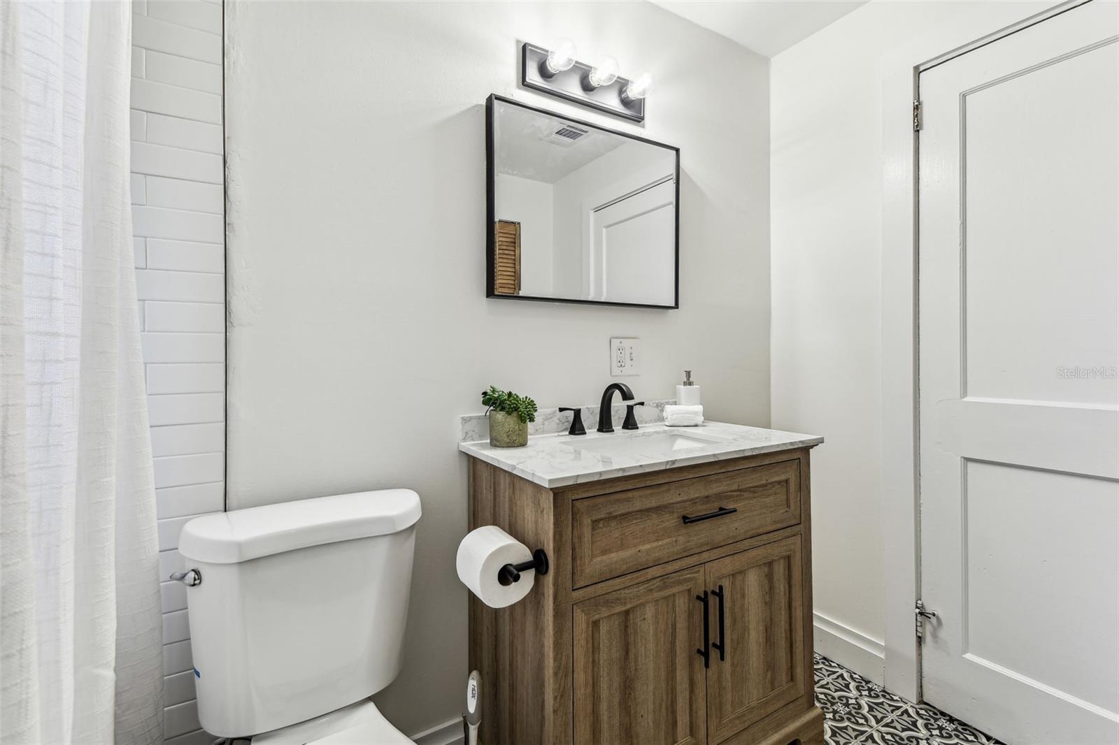 3806 N TAMPA ST, TAMPA, FL, 33603