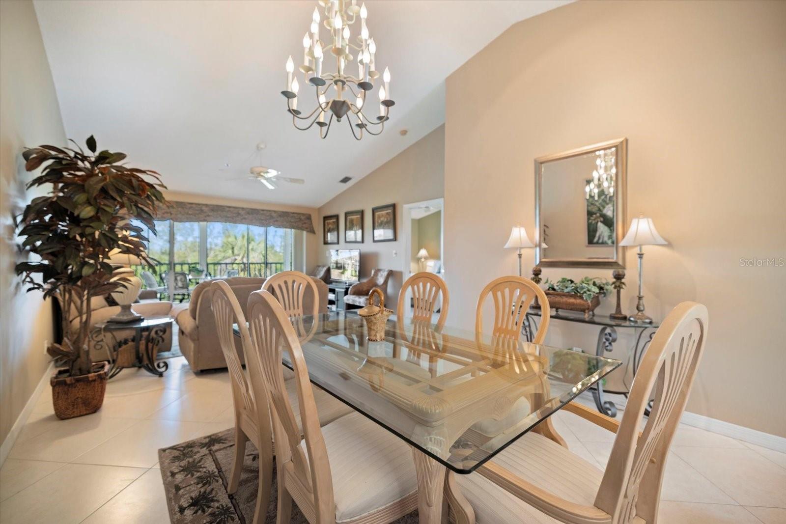 821 WATERSIDE DR #205, VENICE, FL, 34285