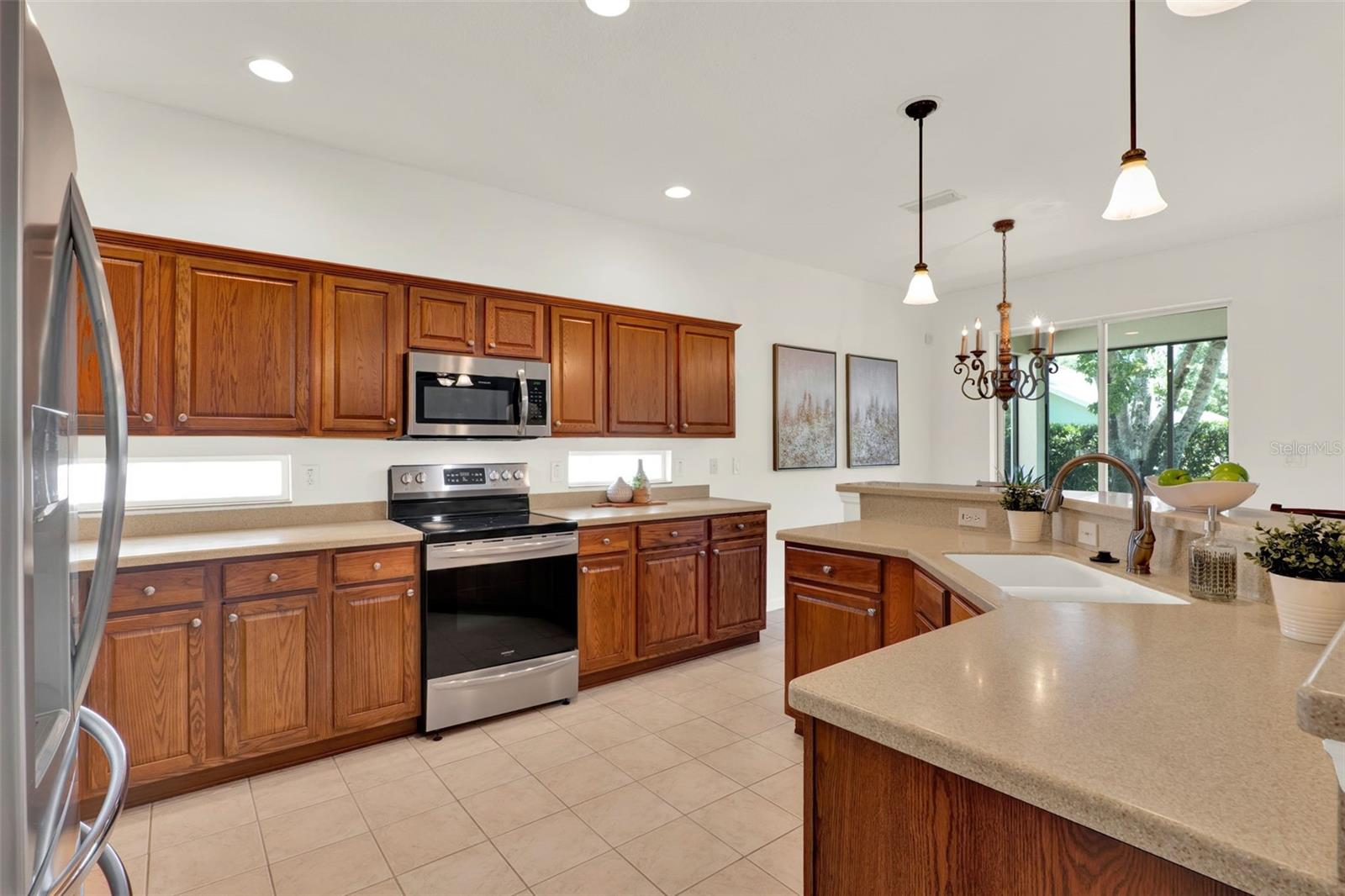 112 OVERTON GARDENS LANE, DELAND, FL, 32724