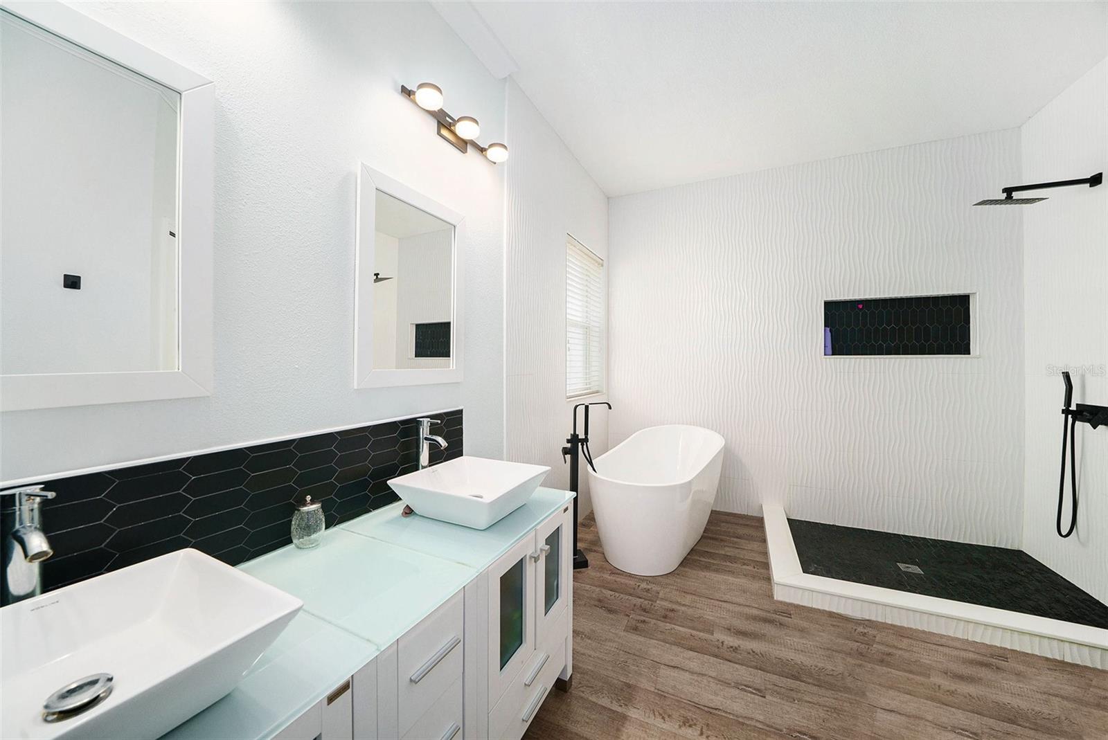 8407 HUNTERS FORK LOOP, RUSKIN, FL, 33573