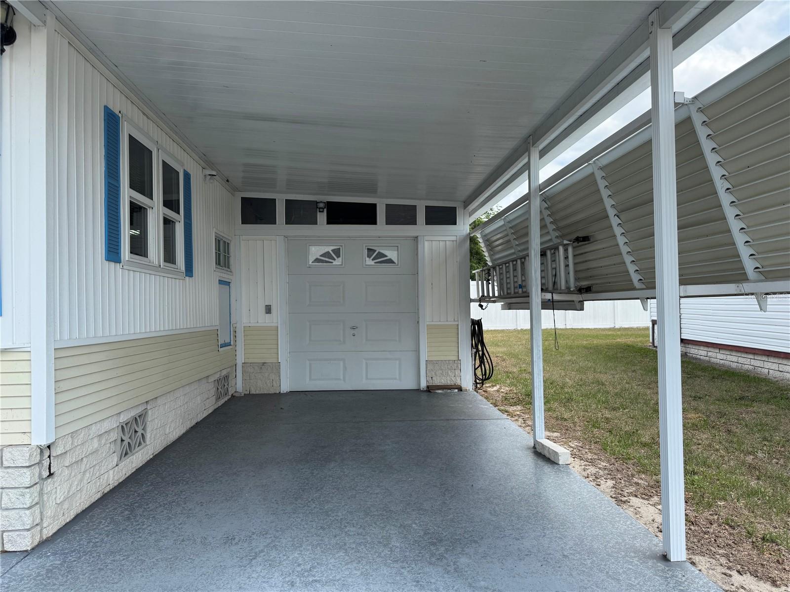 TB8381477 Property Photo