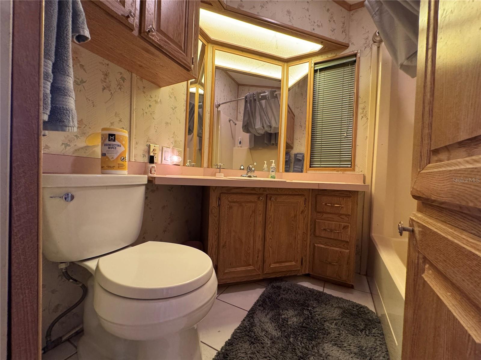 TB8381477 Property Photo