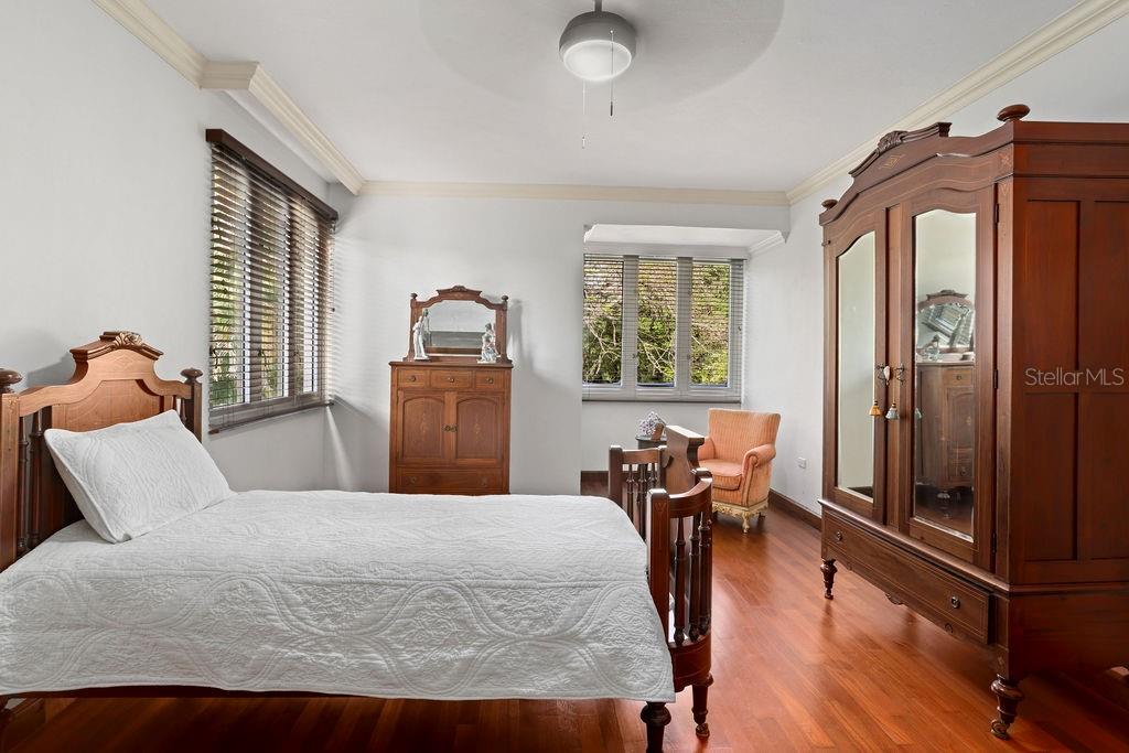 PR9113373 Property Photo