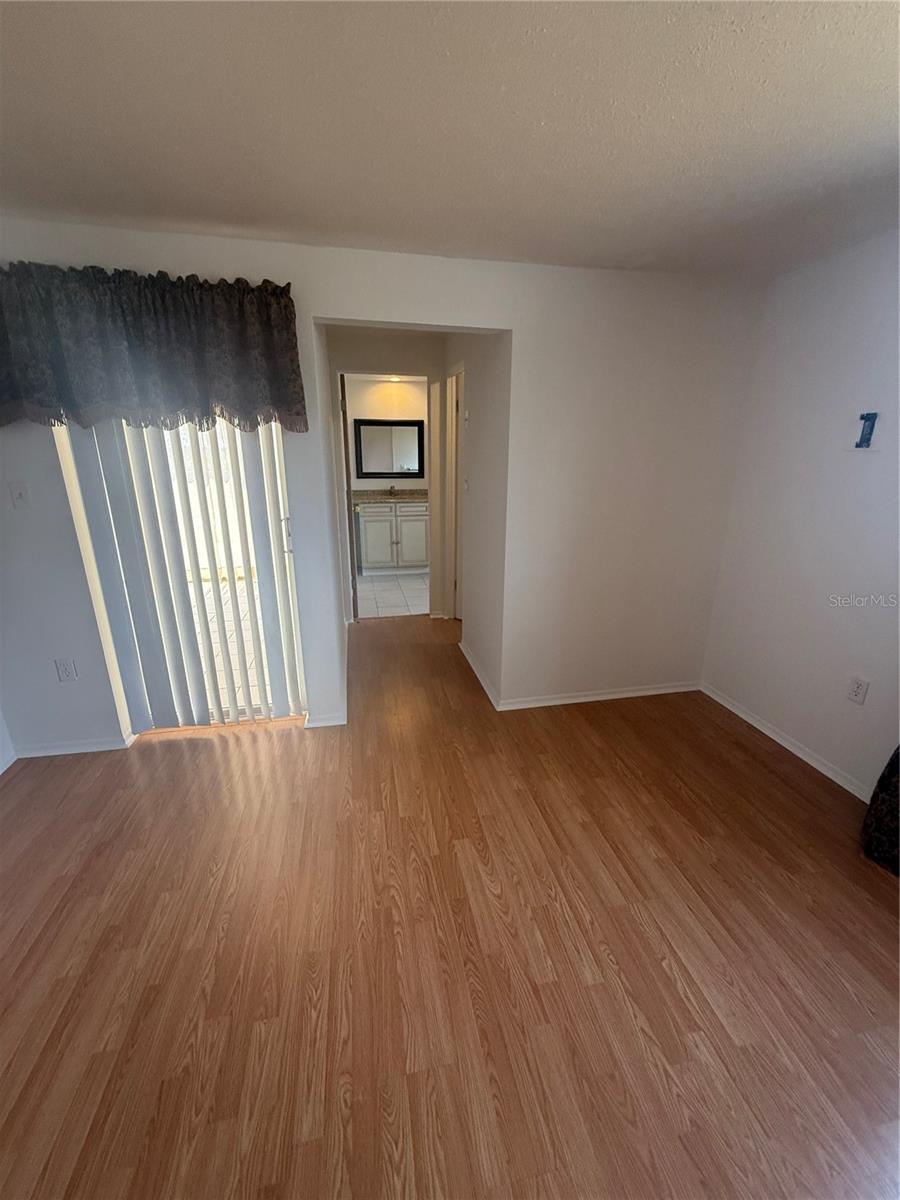 635 W TARPON BLVD NW, PORT CHARLOTTE, FL, 33952