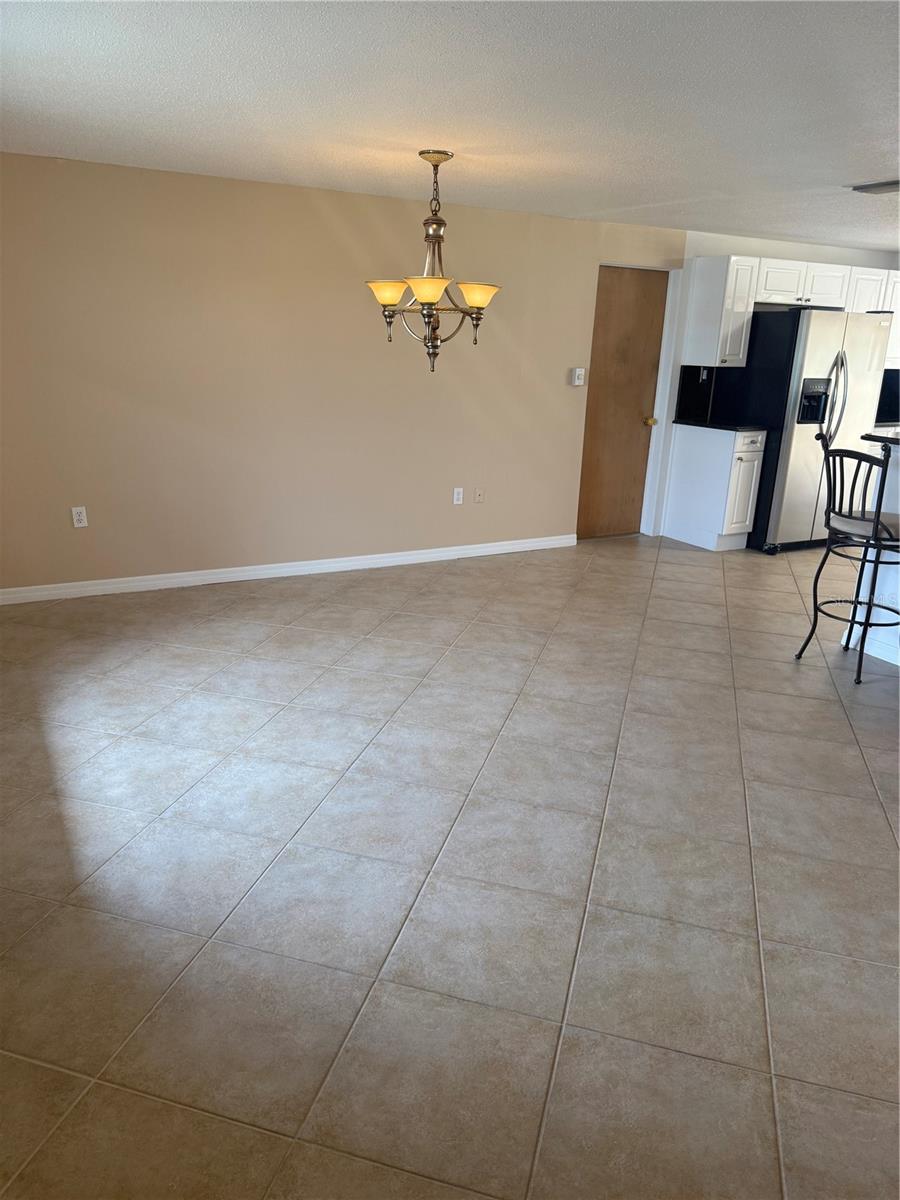 635 W TARPON BLVD NW, PORT CHARLOTTE, FL, 33952