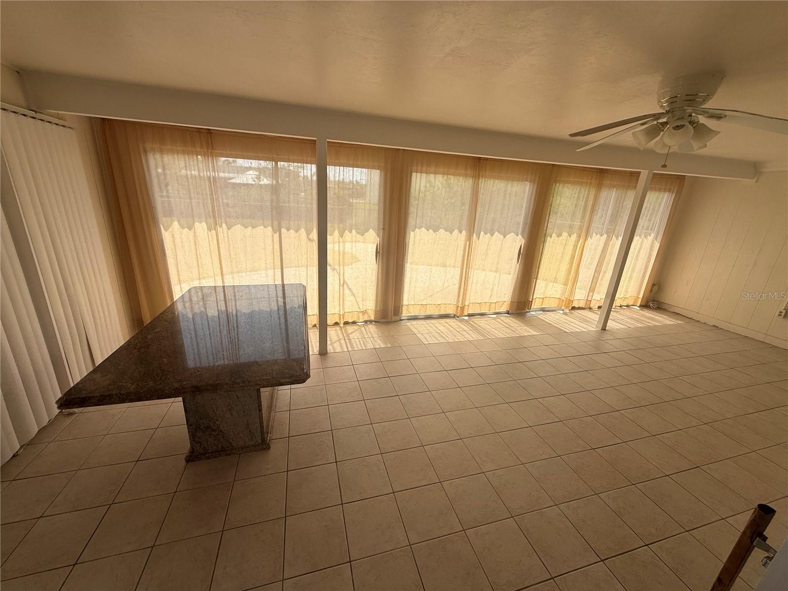 635 W TARPON BLVD NW, PORT CHARLOTTE, FL, 33952