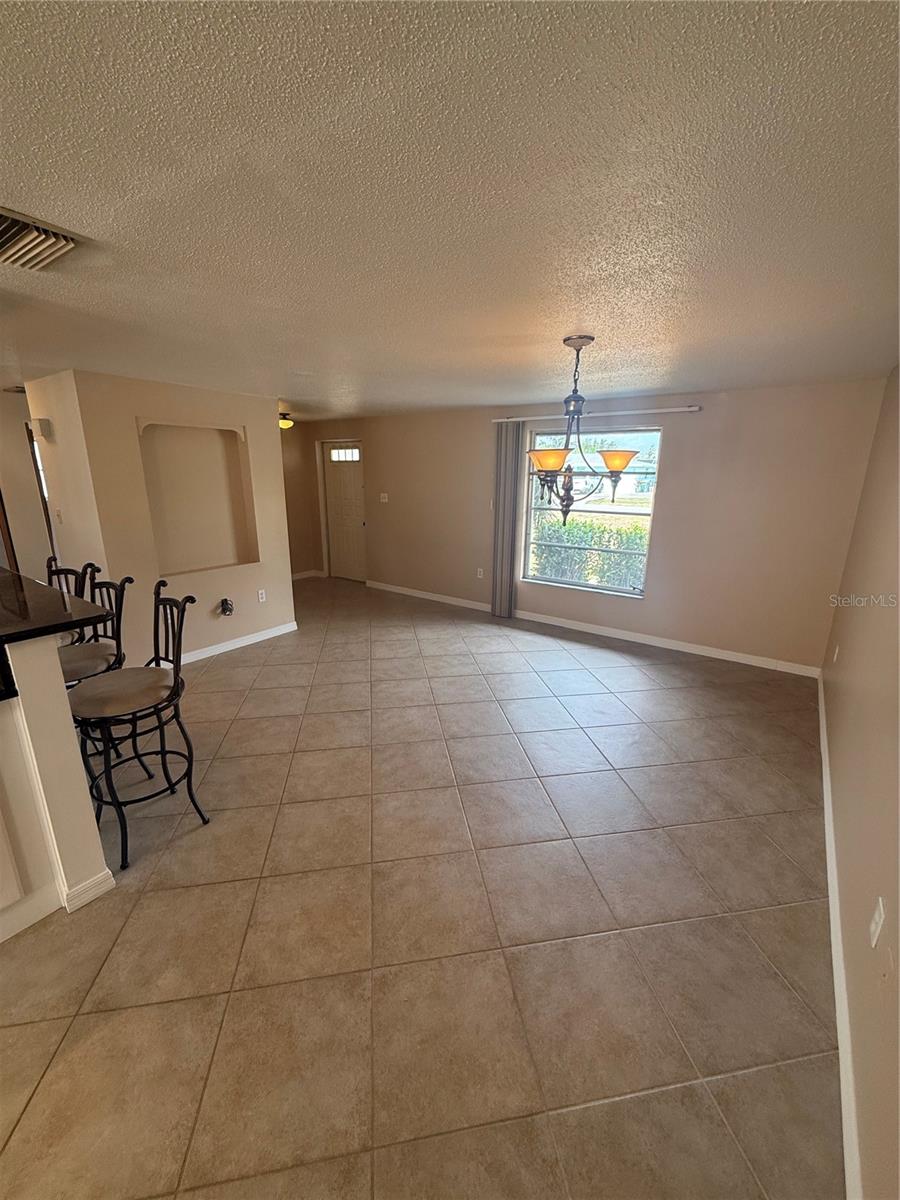 635 W TARPON BLVD NW, PORT CHARLOTTE, FL, 33952