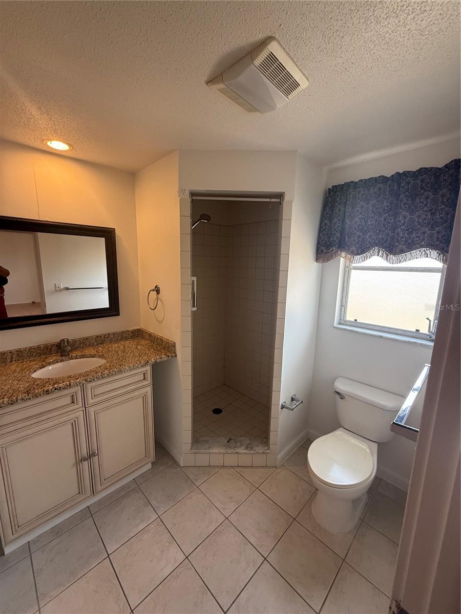 635 W TARPON BLVD NW, PORT CHARLOTTE, FL, 33952