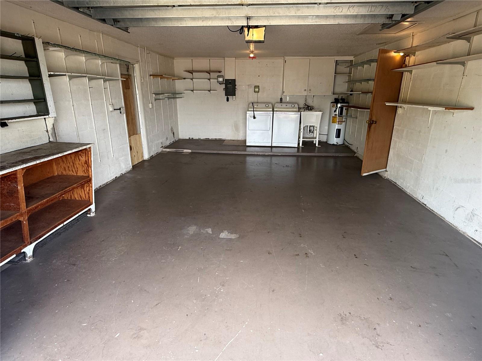 635 W TARPON BLVD NW, PORT CHARLOTTE, FL, 33952