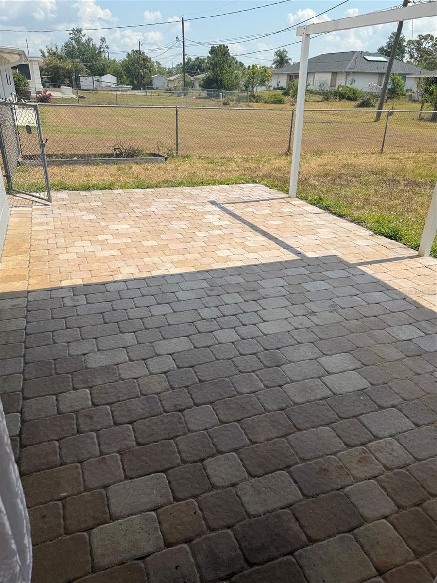 635 W TARPON BLVD NW, PORT CHARLOTTE, FL, 33952