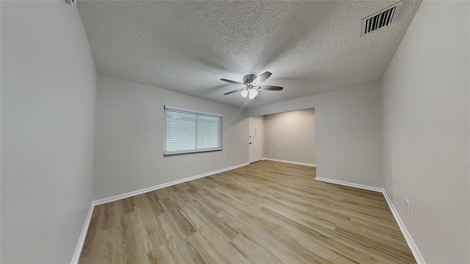 2105 OAKVIEW LN, PLANT CITY, FL, 33566