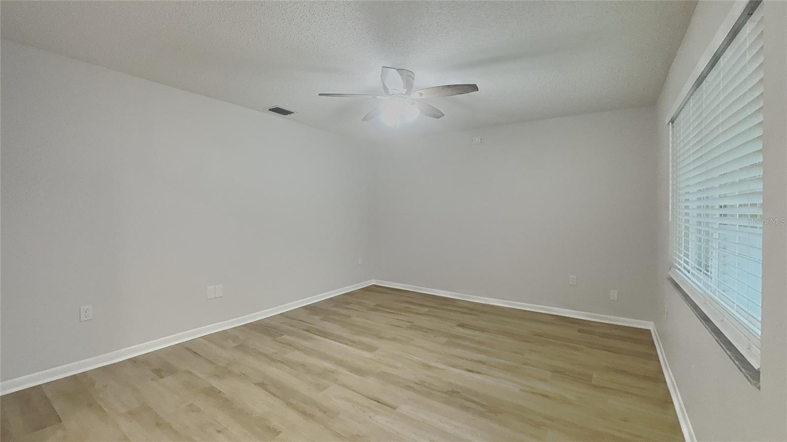 2105 OAKVIEW LN, PLANT CITY, FL, 33566