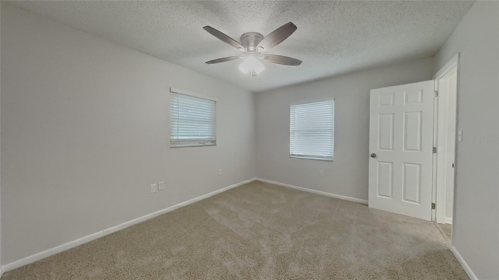 2105 OAKVIEW LN, PLANT CITY, FL, 33566