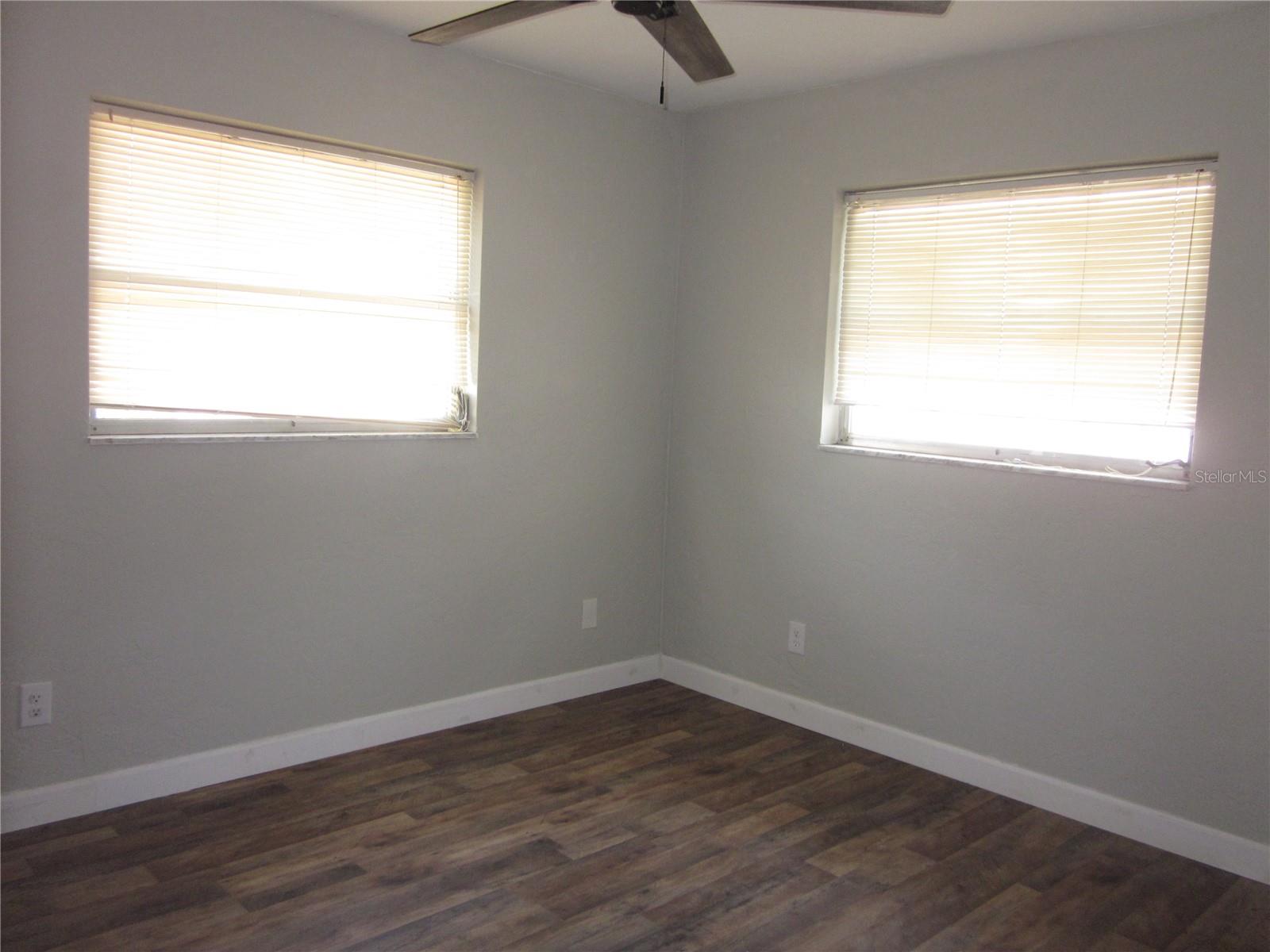 162 SW LINCOLN CIR N, ST PETERSBURG, FL, 33703