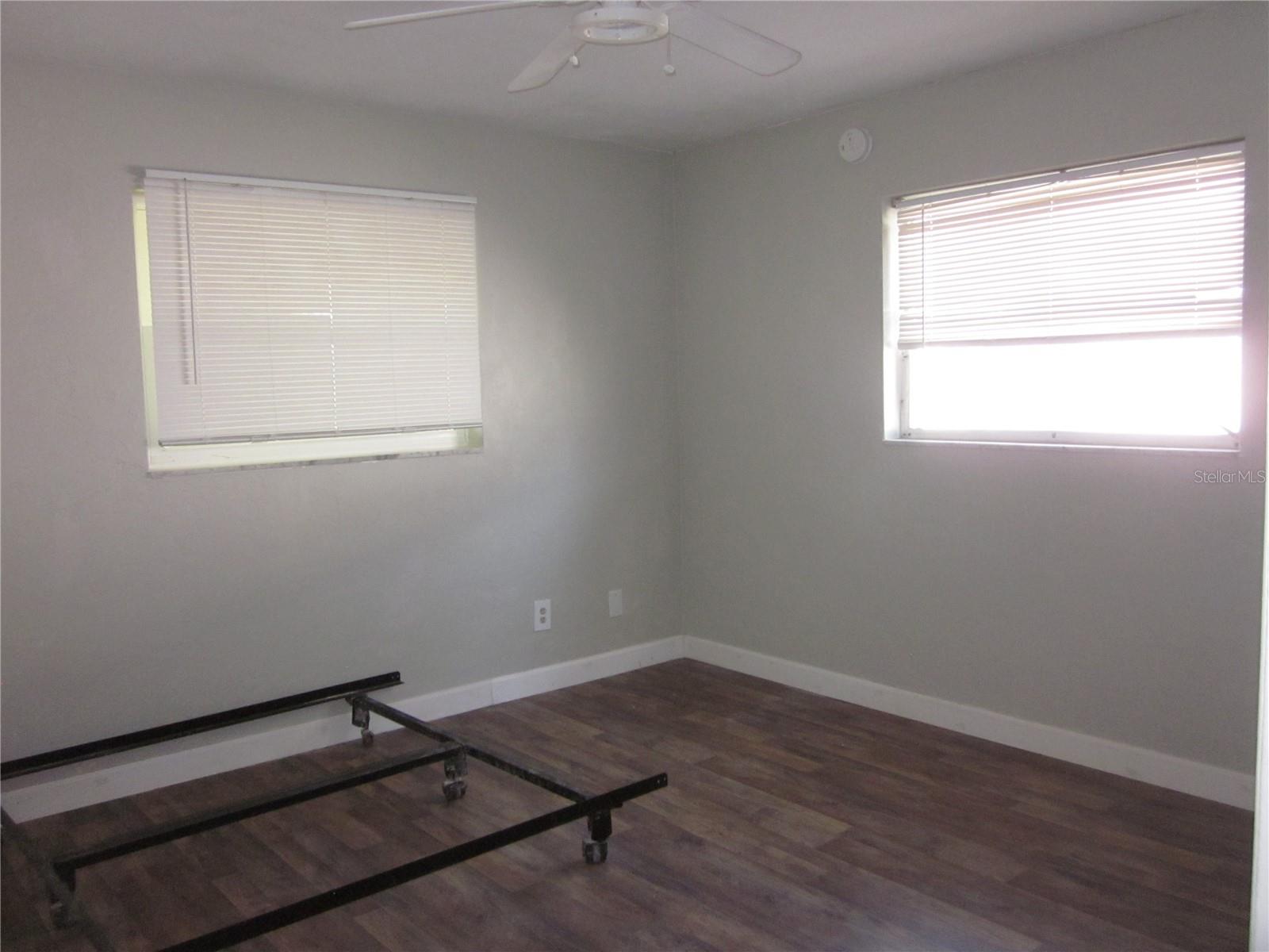 162 SW LINCOLN CIR N, ST PETERSBURG, FL, 33703