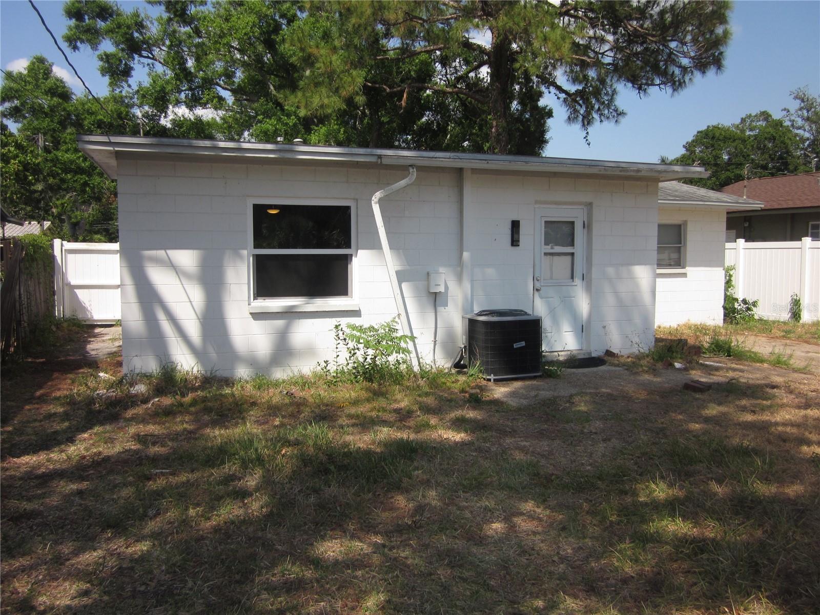 162 SW LINCOLN CIR N, ST PETERSBURG, FL, 33703