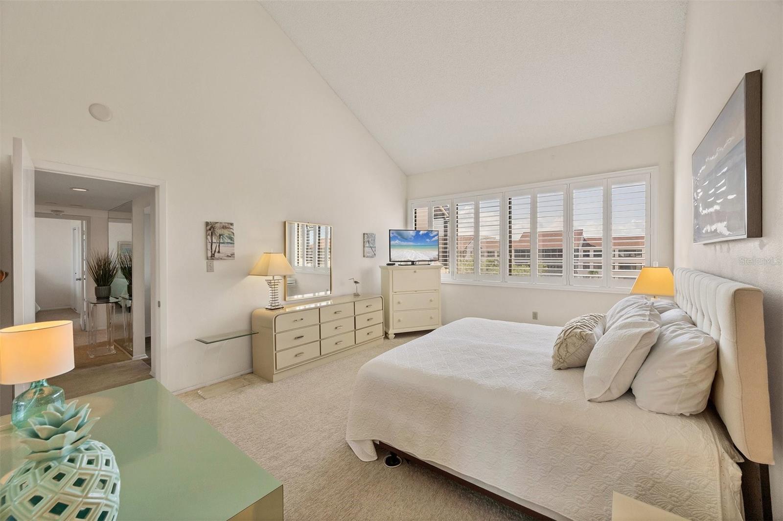 6285 MIDNIGHT PASS RD #403, SARASOTA, FL, 34242