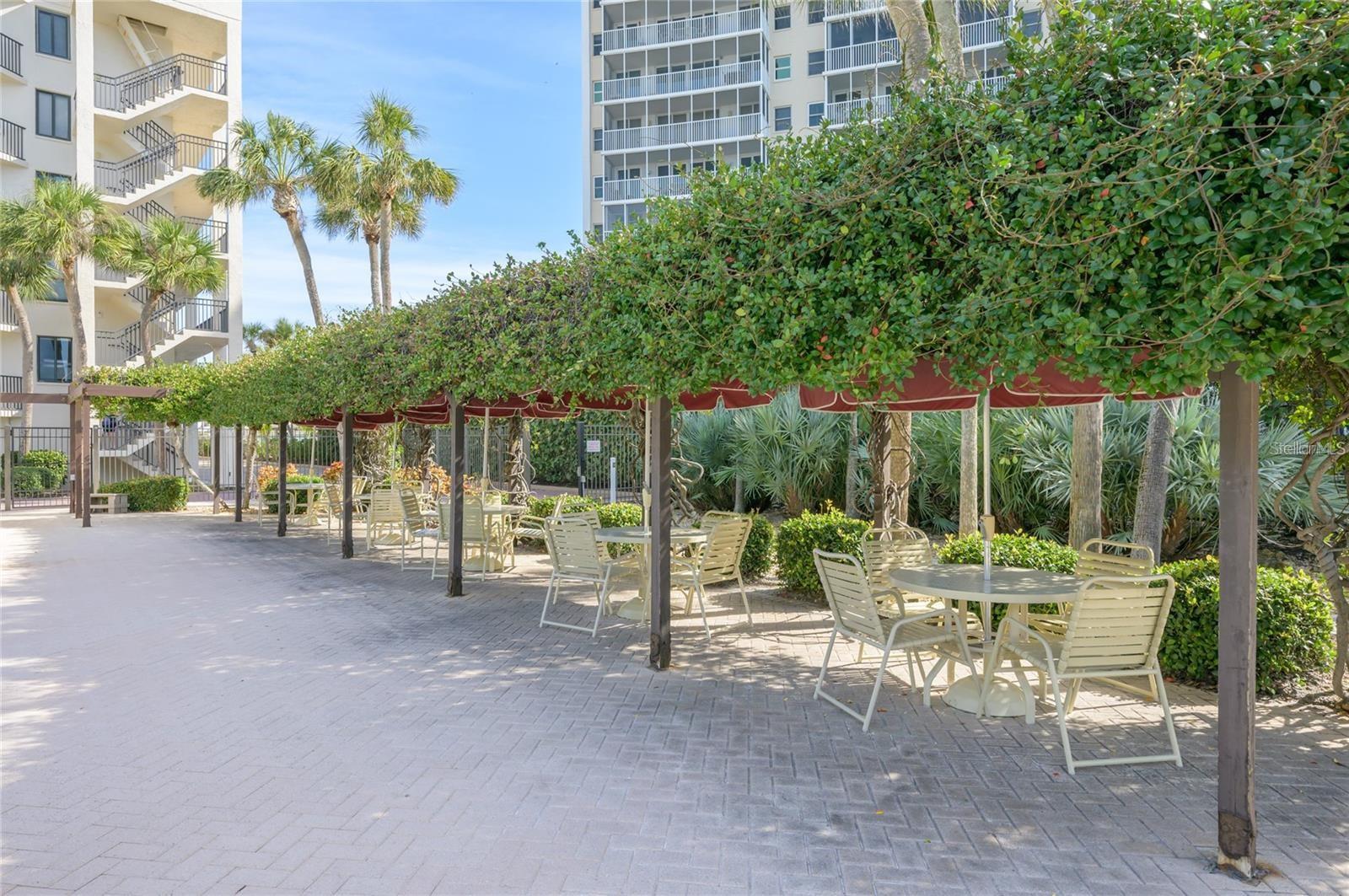 6285 MIDNIGHT PASS RD #403, SARASOTA, FL, 34242