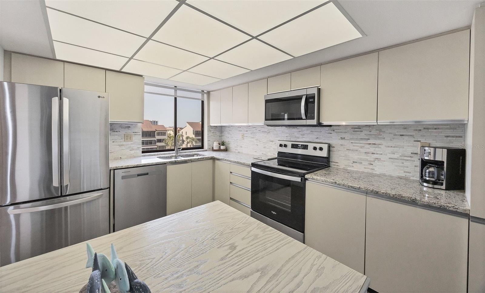 6285 MIDNIGHT PASS RD #403, SARASOTA, FL, 34242