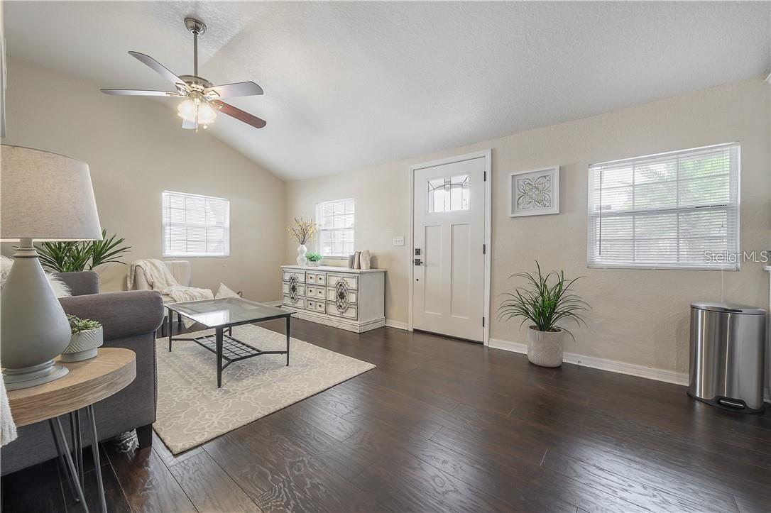 1414 E IDLEWILD AVE, TAMPA, FL, 33604