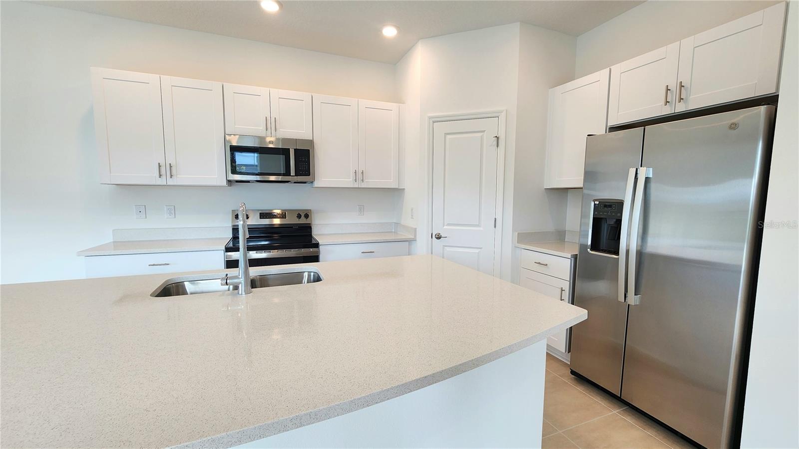 16656 BERGAMO PL, LAKEWOOD RANCH, FL, 34211